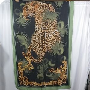 PRETTY PERSUASIONS SCARF
